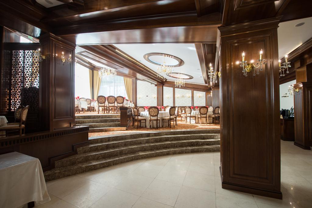 Hotel Silva Buşteni Exterior foto