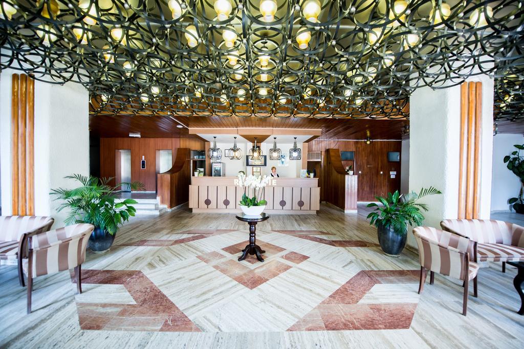 Hotel Silva Buşteni Exterior foto